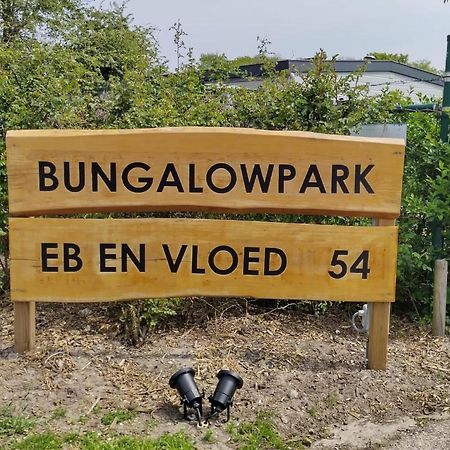 Het Dobbertje, Charmant Houten Huisje Sint Maartensvlotbrug Esterno foto
