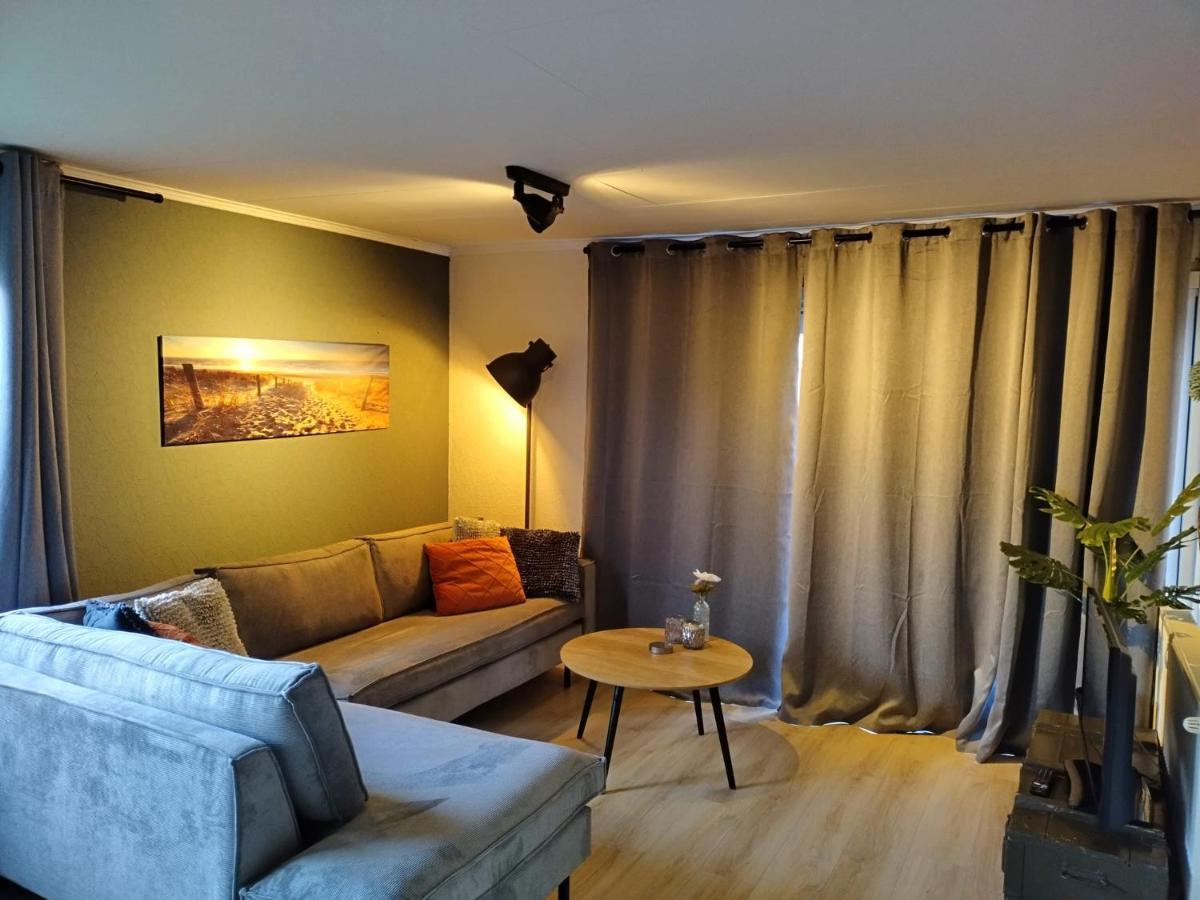 Het Dobbertje, Charmant Houten Huisje Sint Maartensvlotbrug Esterno foto